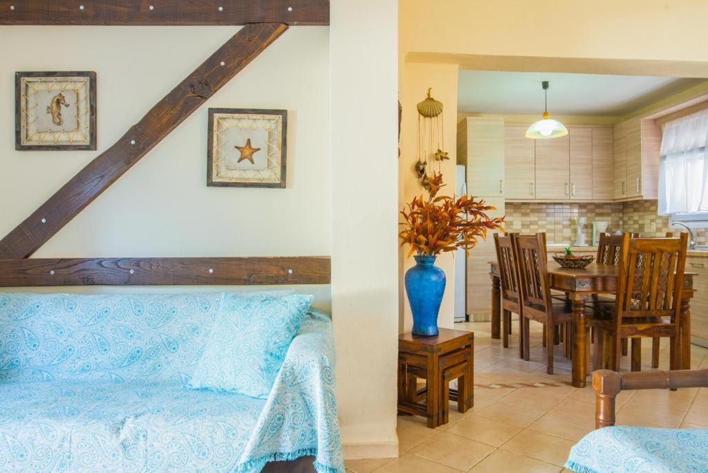 Diogenis Villa วูร์วูรู ภายนอก รูปภาพ